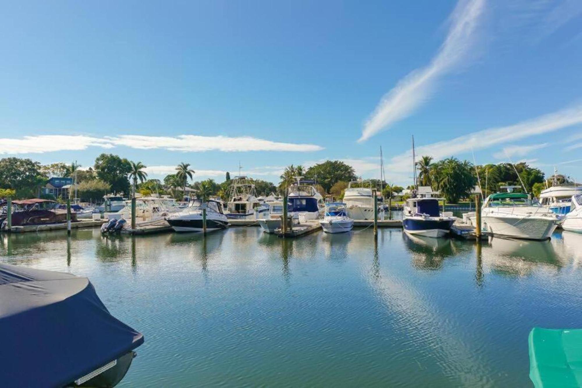 Aparthotel Getaway At The Marina South Bradenton Exterior foto